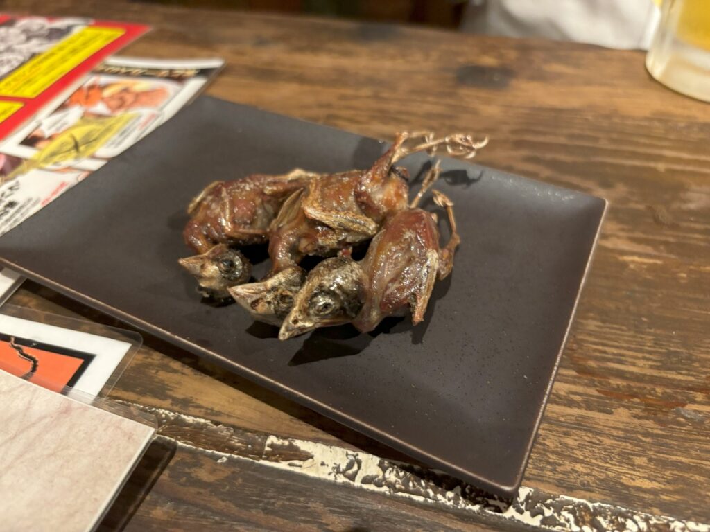 スズメの丸焼きの画像