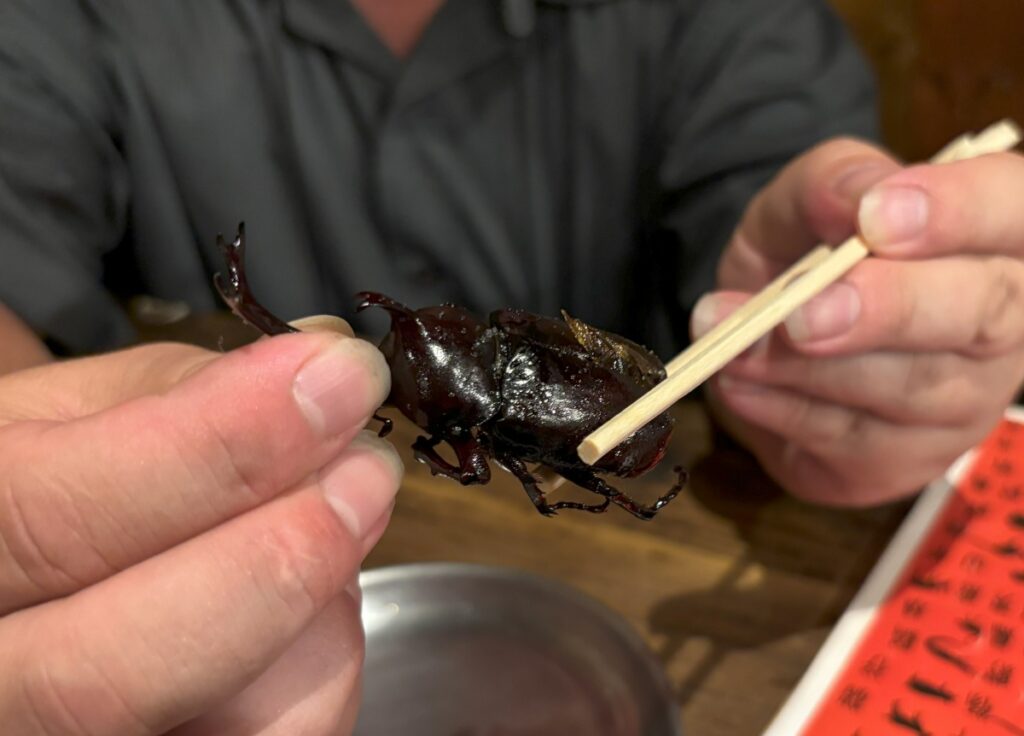 カブトムシ姿揚げの画像